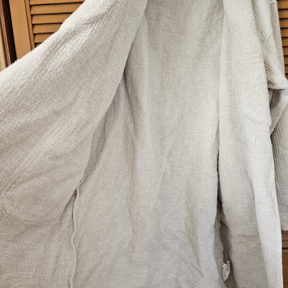 Cozy Cream Women's Robe - Picture 5 of 8
